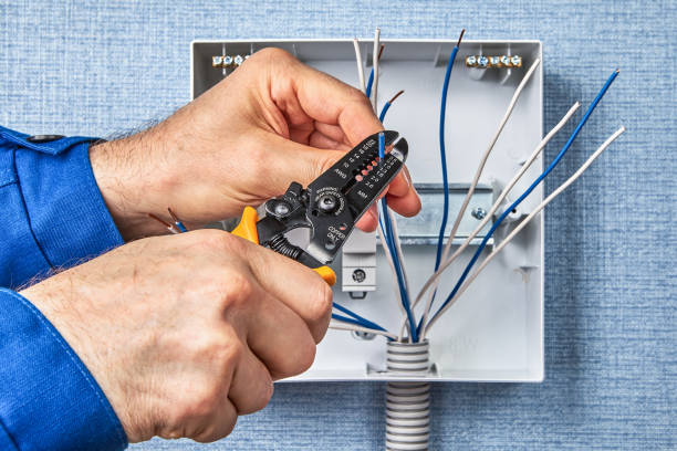 Best Circuit Breaker Installation and Repair  in Brookings, OR